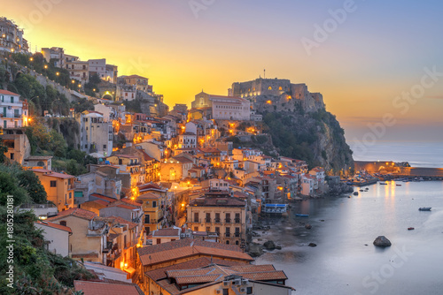 Fototapeta Naklejka Na Ścianę i Meble -  Scilla, Italy on the Mediterranean Se 1430