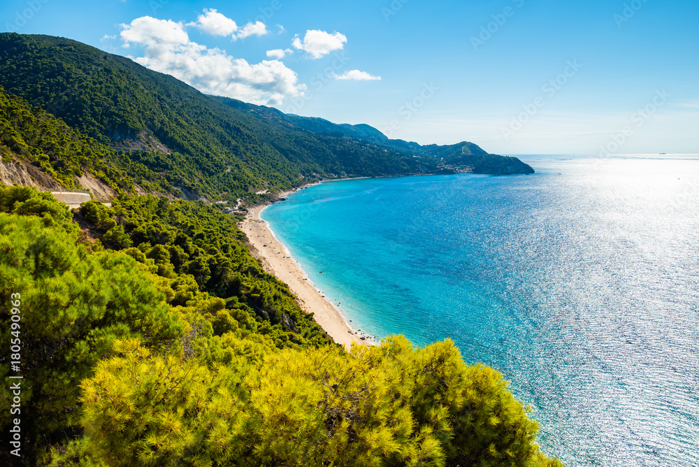 Obraz premium Beautiful sea coast and view of Pefkoulia beach near Agios Nikitas village, Lefkada island, Greece