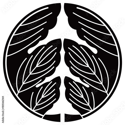 家紋です。割り菊の葉といいます。