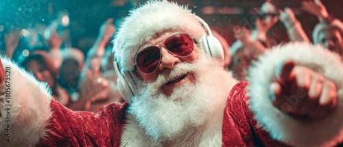 Groovinâ€™ with santa: a night of dance and christmas cheer. Bla