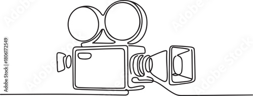 Continuous one line drawing of a retro cinema camera. Vintage Cinema camera sign. one line Icon drawing with white background