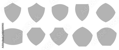 シンプルなエンブレムの図形セット　シルエット