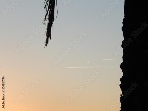 Bild auf Leinwand Coucher de soleil - soirée d'été