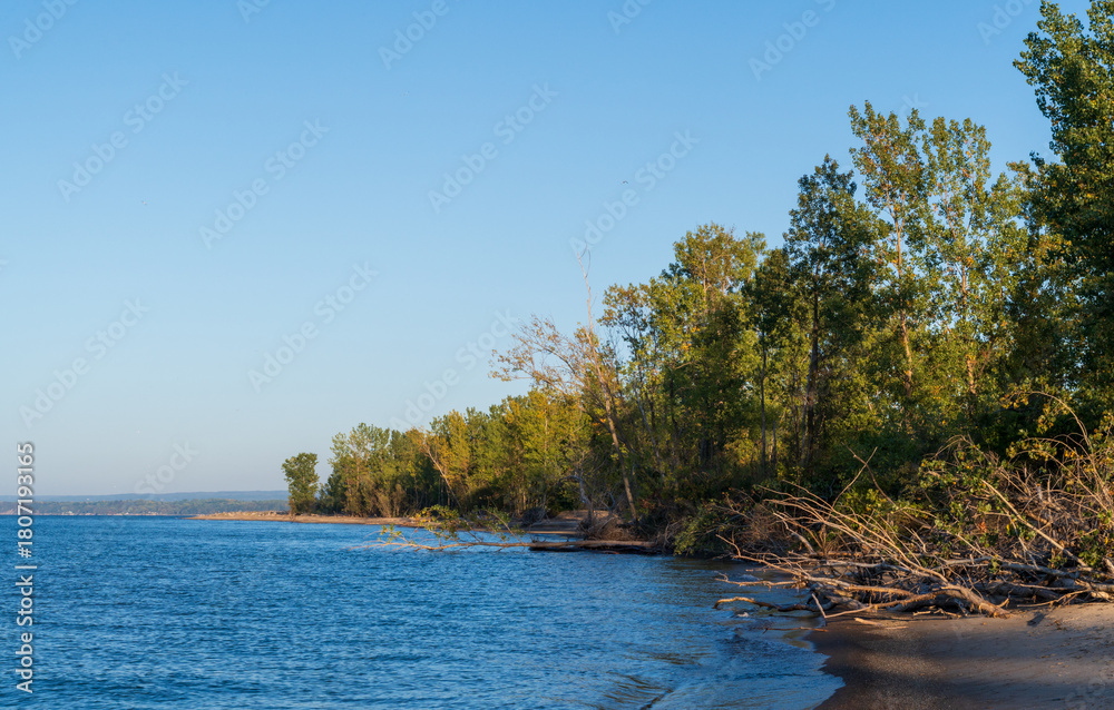 Naklejka premium Shoreline at Presque Isle, Erie, PA
