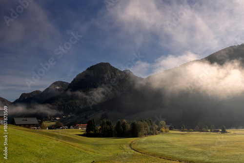 Gosau, Impressionen, Oberösterreich, Salzkammergut, Österreich. 29.10.2025 < english> Gosau, Impressions, Upper Austria, Salzkammergut, Austria. October 29, 2025