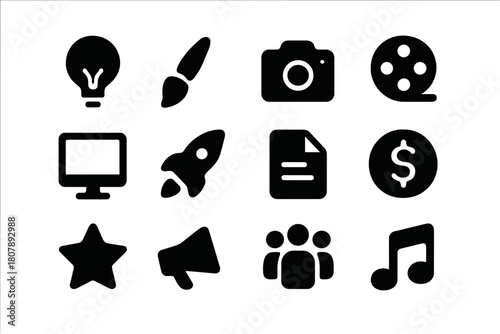 Creative Icon Set. Creative thinking. Line icon set of creative thinking: brain, light bulb, spark, idea cloud, pencil, notebook, thought bubble, paintbrush,