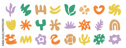 abstract organic shapes kit set, irregular hand drawn doodle organic shapes and liquid form. Plant nature liquid random boho set