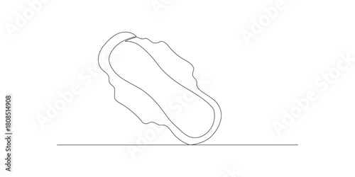 Continuous one line drawing of sanitary napkins