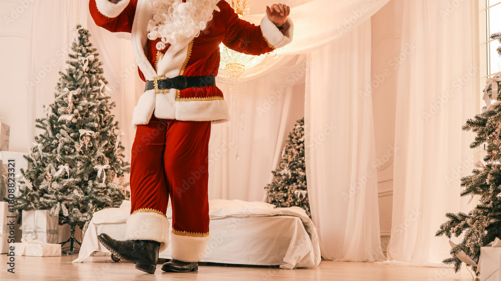 Obraz premium Santa Claus in a festive room with Christmas trees and gifts