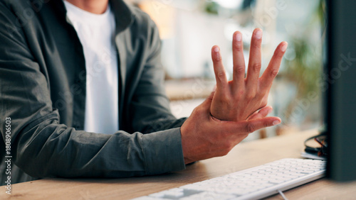 Quadro su tela Computer, man and hands in office with wrist pain from fatigue, fibromyalgia and joint inflammation