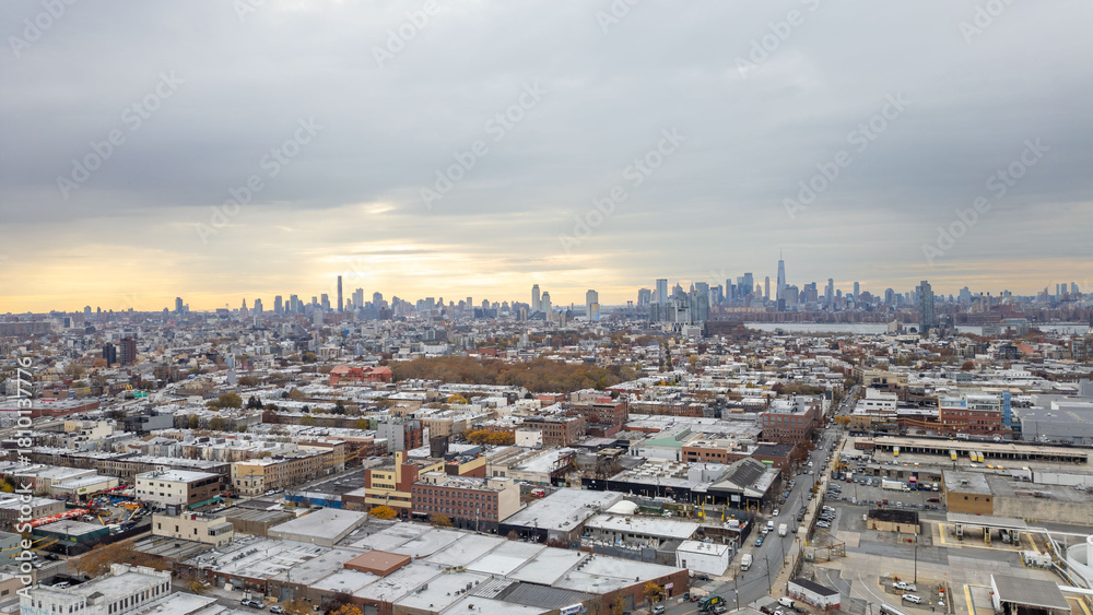 Fototapeta premium Kosciuszko Bridge and Newtown Creek Aerial with Manhattan View