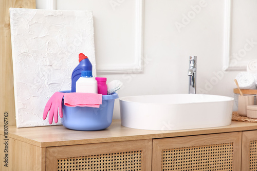 Plastic basin with cleaning...