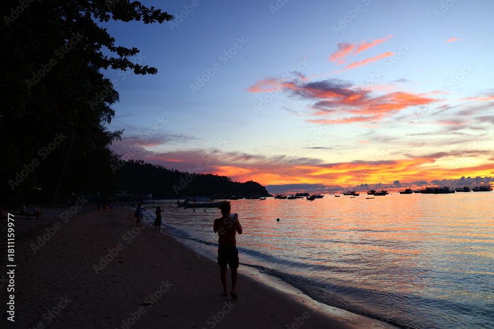 Fototapeta premium Acro yoga thailand beach koh tao
