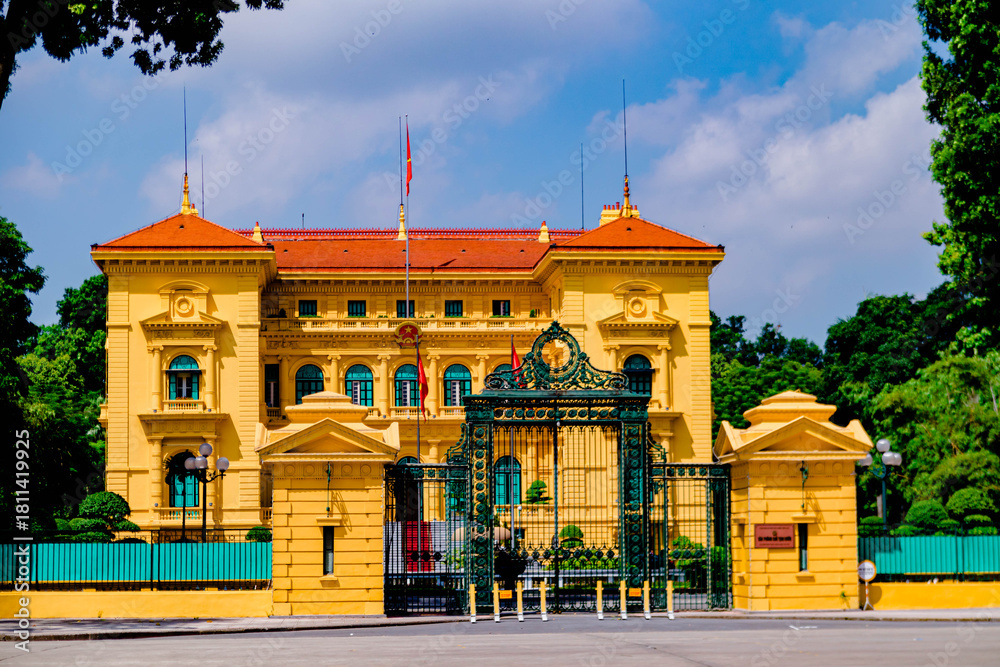 Obraz premium The Presidential Palace of Vietnam, located in the city of Hanoi, house the French Governor General of Indochina.