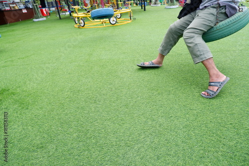Cuadro en lienzo Person running on artificial turf