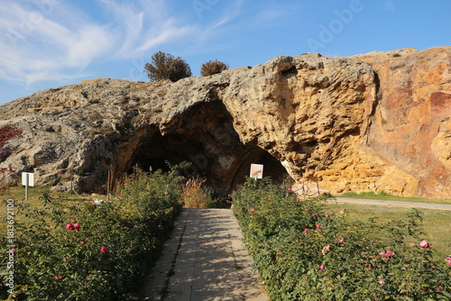 Fototapeta Naklejka Na Ścianę i Meble -  Terme and granite waterfall with geothermal water flowing in Kırşehir, Türkiye