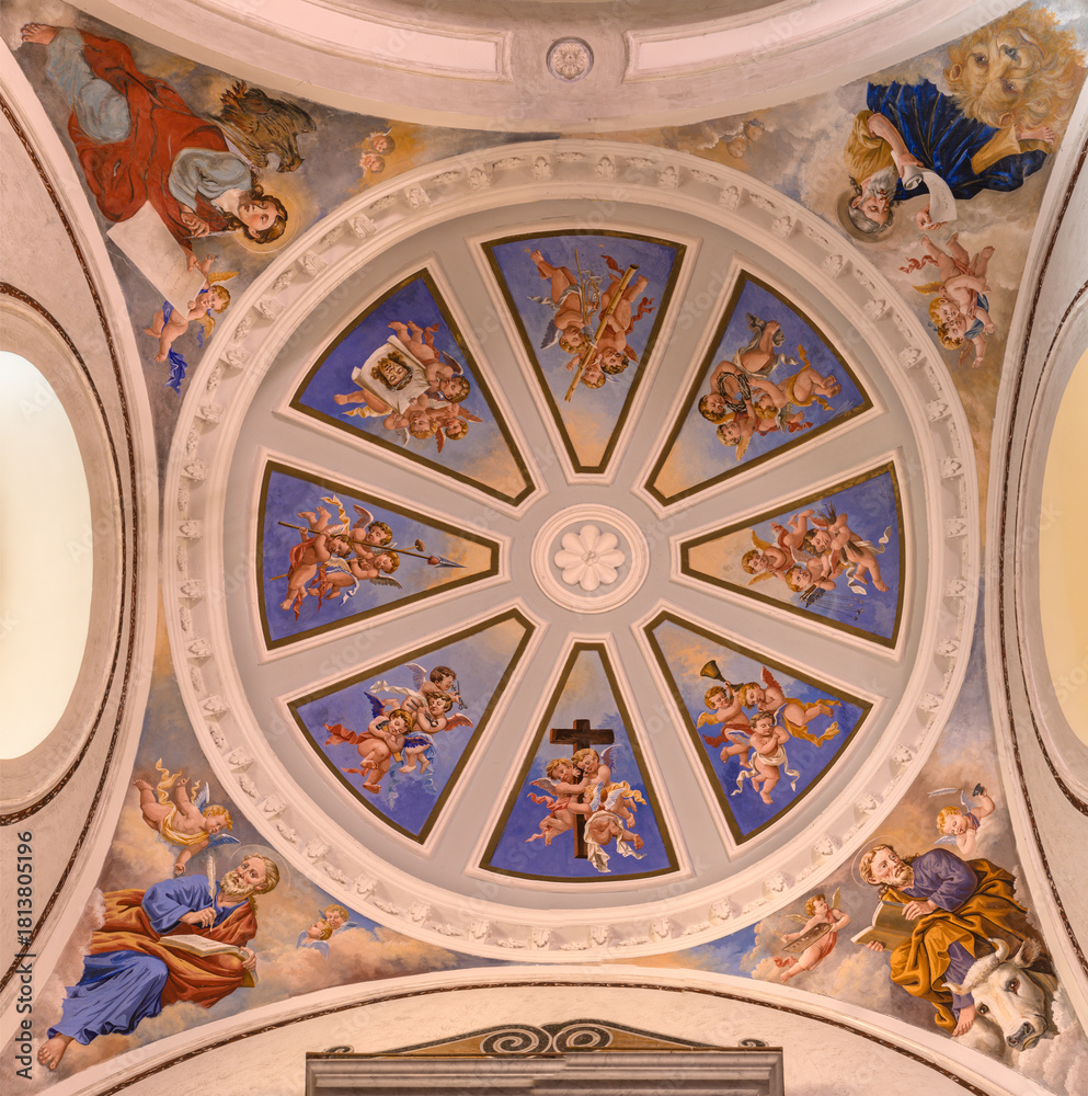 Obraz premium PRAIANO, ITALY - OCTOBER 6, 2025: The fresco of Four Envangelist and angels with the instruments of Crucifixion in the side cupola of church Chiesa di san Gennaro by unknown artist of 20. cent. 