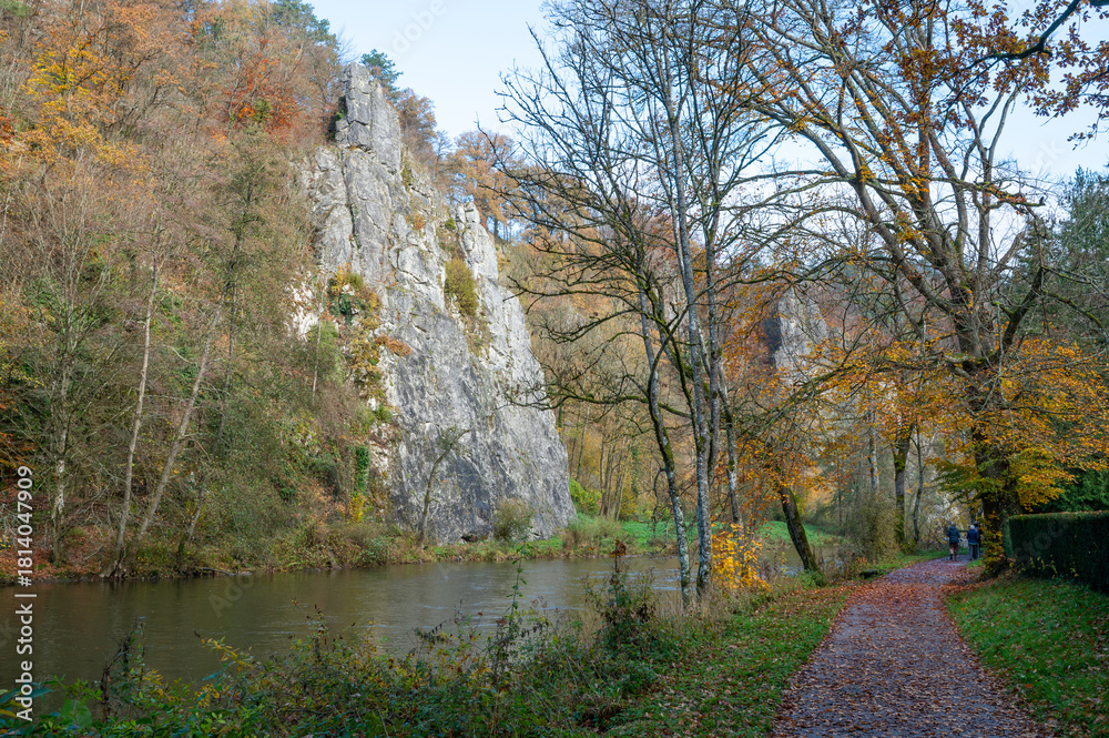 Obraz premium winter walking in sooting nature with memories from the past