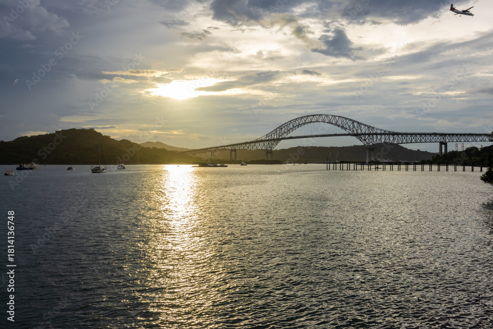 Fototapeta premium The Bridge of the Americas is a 1,654-meter steel bridge that crosses the Pacific entrance to the Panama Canal