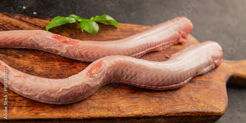 Valokuva Raw rock eel fish rock salmon shark seafood small-spotted catshark tasty snack f