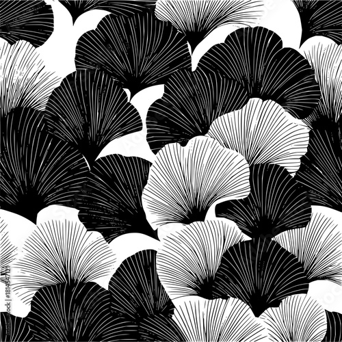 Unleash your inner artist with this mesmerizing ginkgo leaf pattern that will make your followers swoon instantly