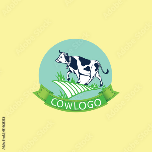 Cow Farm Logo 14