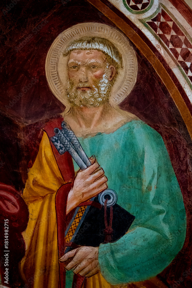Obraz premium Fresco (14th century) of Saint Peter the apostle with the keys of the Church.
