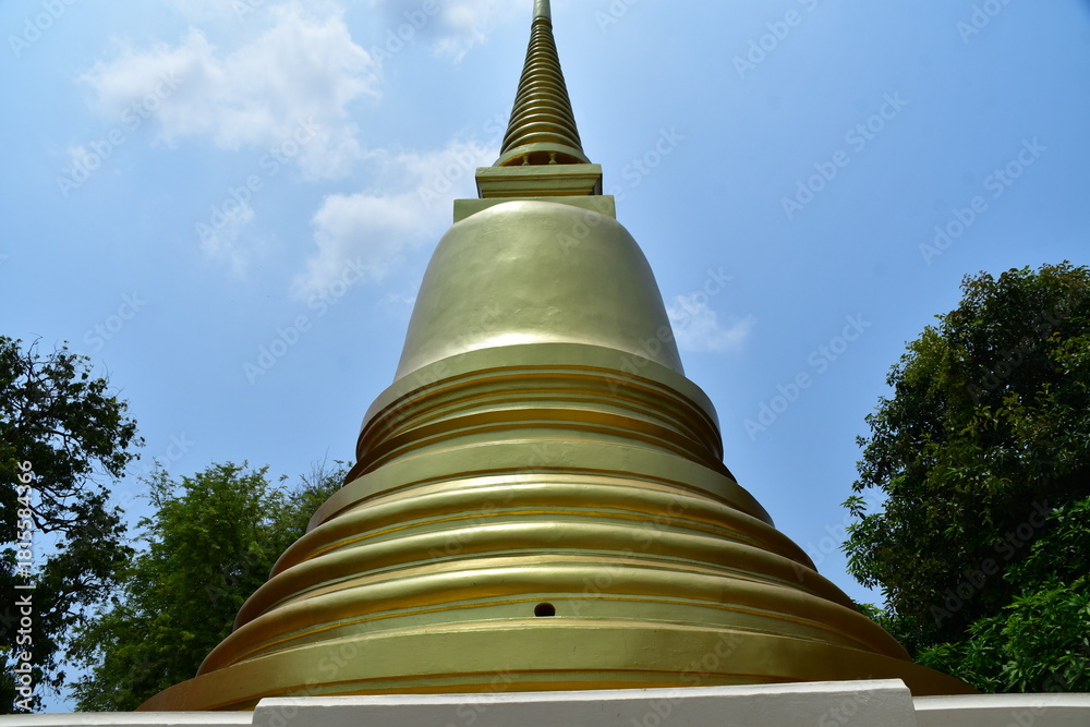 Fototapeta premium タイバンコクのワット・ノラナート・スントリカーラーム