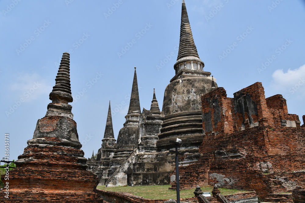 Fototapeta premium タイアユタヤのワット・プラ・シー・サンペット