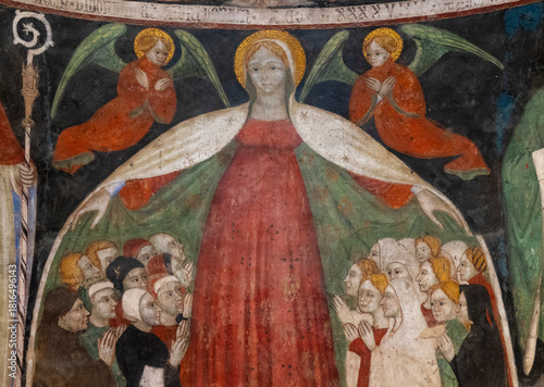 Foto Fresco (19th century) of Virgin Mary Protecting the Faithful Under Cloak
