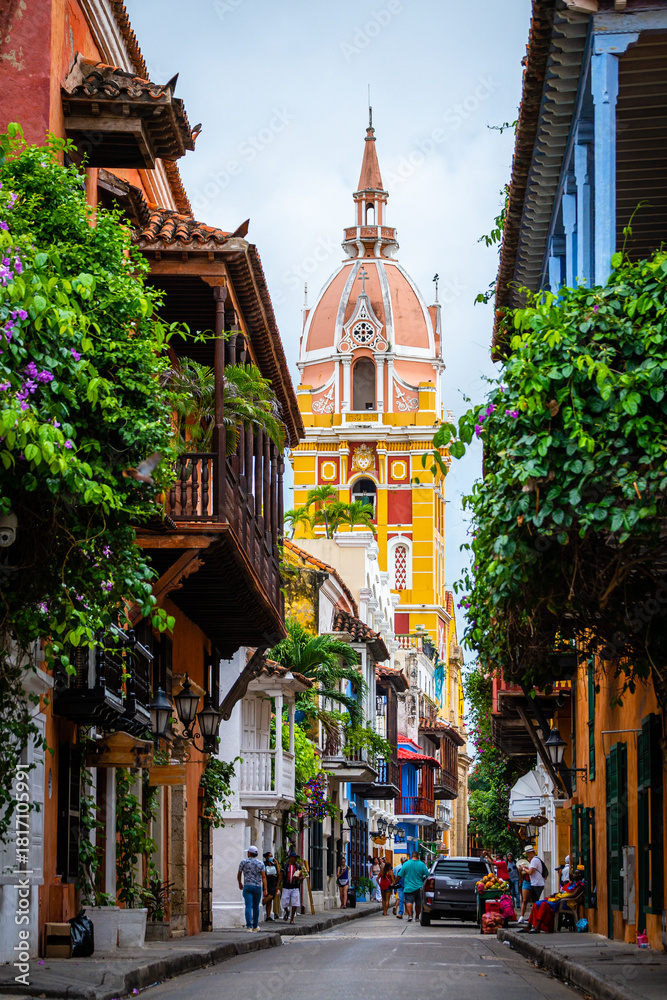 Fototapeta premium colorful street of Cartagena de indias old town, Colombia