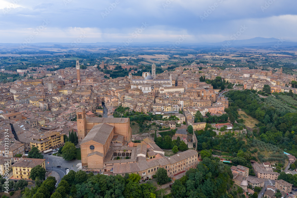 Obraz premium Aerial View of Siena - Siena, Italy