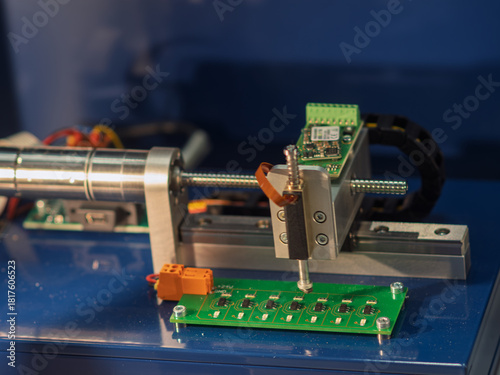 Precision Soldering Machine for Electronics Assembly