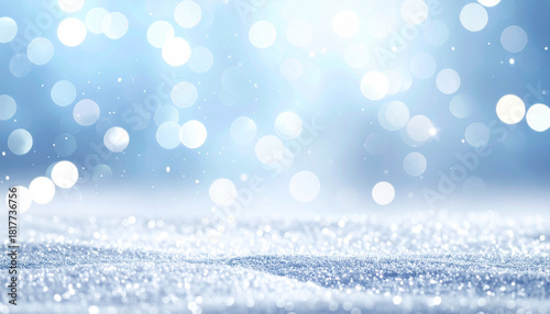 冬の雪景色を思わせる淡い青色の輝くグリッター背景