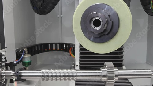 Automatic CNC Machine Gear Shaft Metal Production Workshop Process