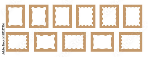  Zigzag edge and scallop edge. Wave edge frame. Doodle wavy borders. Rectangle shape with zigzag edges. Vector illustration.