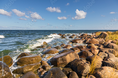 Fototapeta Naklejka Na Ścianę i Meble -  Rocky Baltic Sea shoreline in Lahemaa National Park, Estonia.
