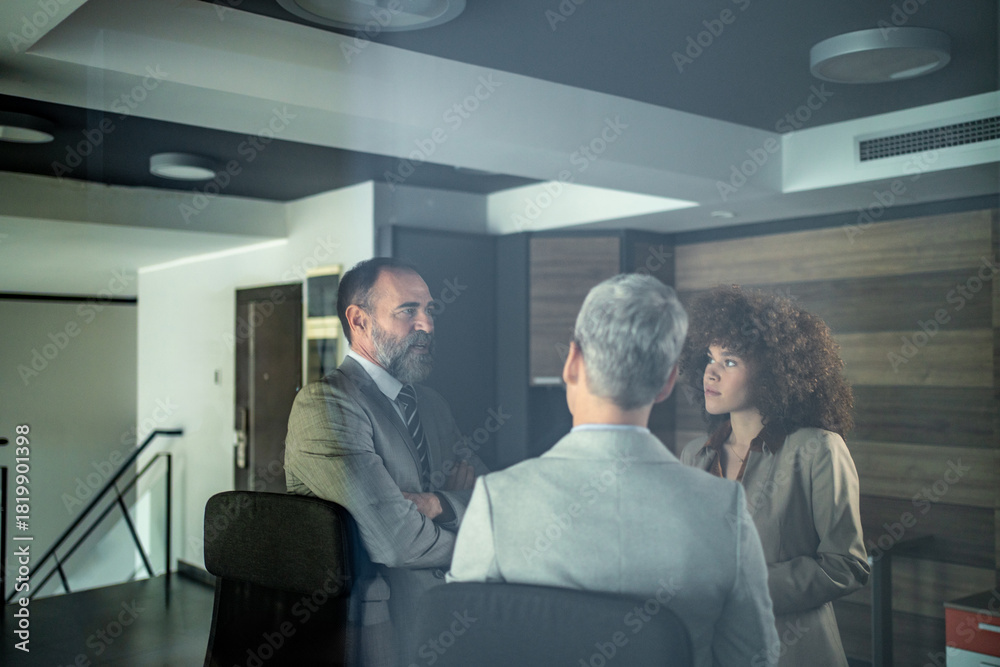 Fototapeta premium Business people discussing during a corporate meeting in office