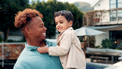 Fotografía Happy dad, child and hug with adoption for bonding, stability or childhood safety by home