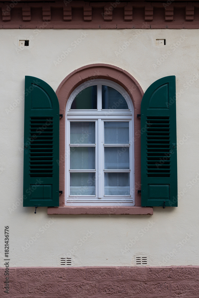 Fototapeta premium old window with shutters
