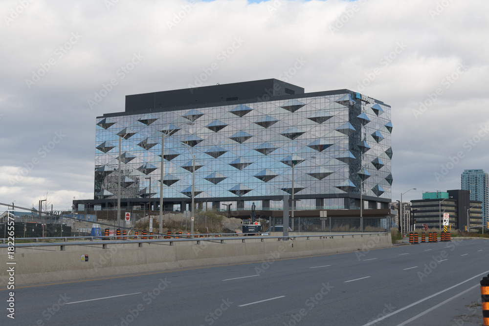 Fototapeta premium exterior facade of H.H. Angus and Associates Ltd, an engineering consultant, located at northwest corner of Don Mills Rd and 1176 Eglinton Av E, Toronto