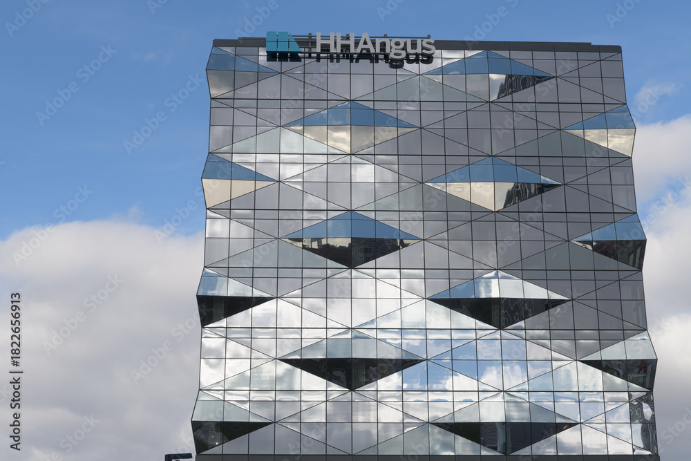 Fototapeta premium exterior facade of H.H. Angus and Associates Ltd, an engineering consultant, located at northwest corner of Don Mills Rd and 1176 Eglinton Av E, Toronto