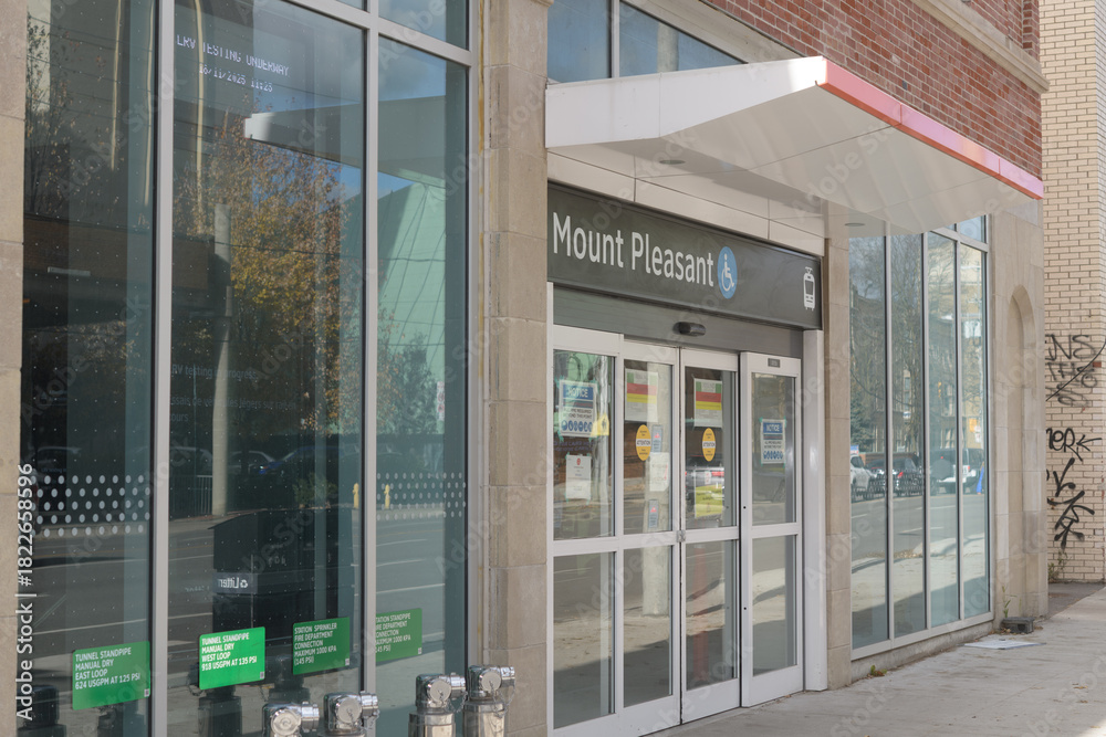 Obraz premium exterior of Mount Pleasant LRT Station located at 282 Eglinton Av E, Toronto