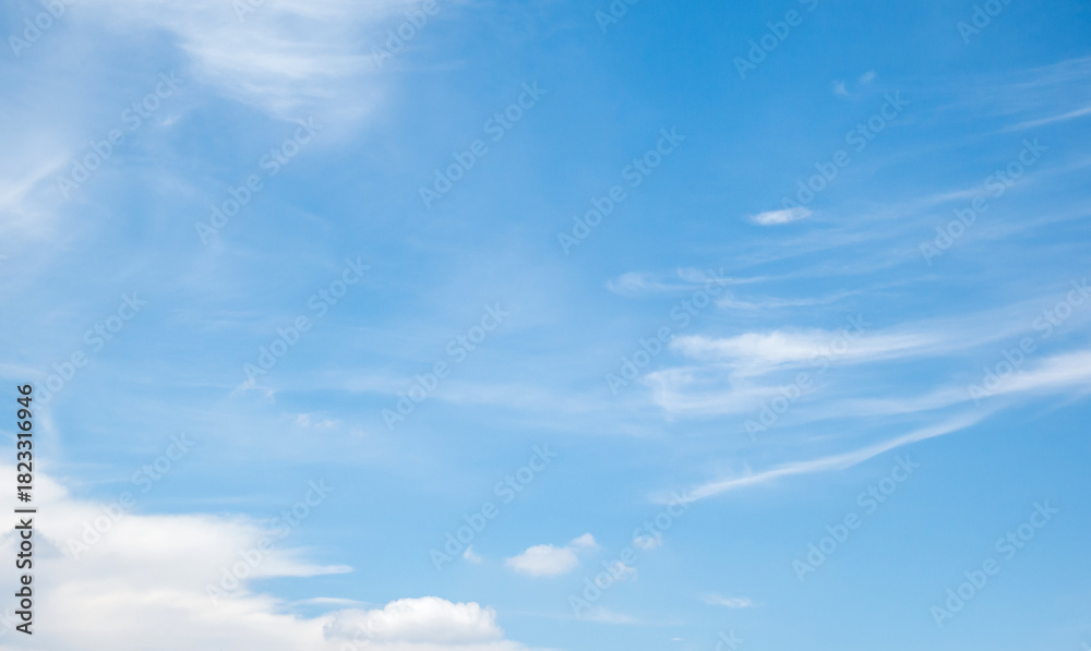 Fototapeta premium beautiful blue sky with clouds background