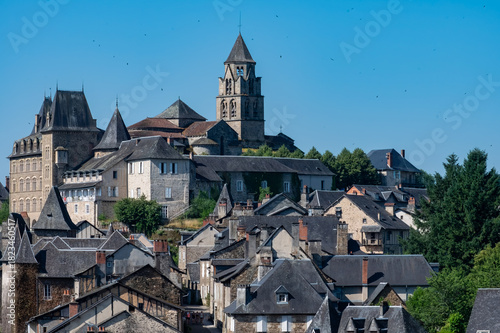 Fototapeta Naklejka Na Ścianę i Meble -  Walking in Uzerche, historical fortified royal patronage medieval town in Correse department, Nouvelle-Aquitaine, France, old houses and narrow streets
