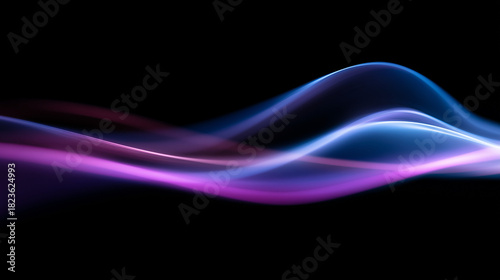 オーロラのように流れる青と紫の光の波紋が描く幻想的な抽象背景