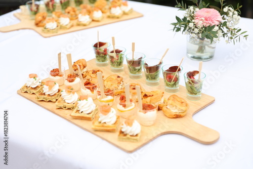 aliment, table, diners, repas, buffet, banquet, fête, mariage, délicieux, célébration