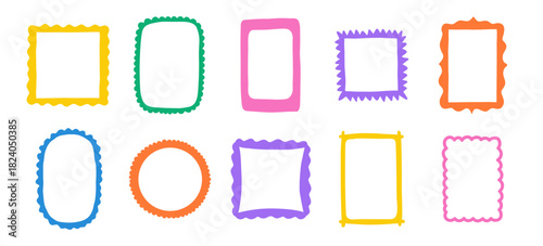 Cute square, oval and rectangle frames, scallop edges. Squiggle photo borders. Wiggly groovy shapes, funny geometric text box. Vector set
