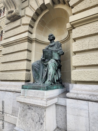 This statue, part of the Renaissance architecture, stands outside the Swiss Parliament building, one of the most important historical buildings.