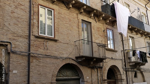 Fototapeta Naklejka Na Ścianę i Meble -  Architecture, narrow street in the old town of middle Italy